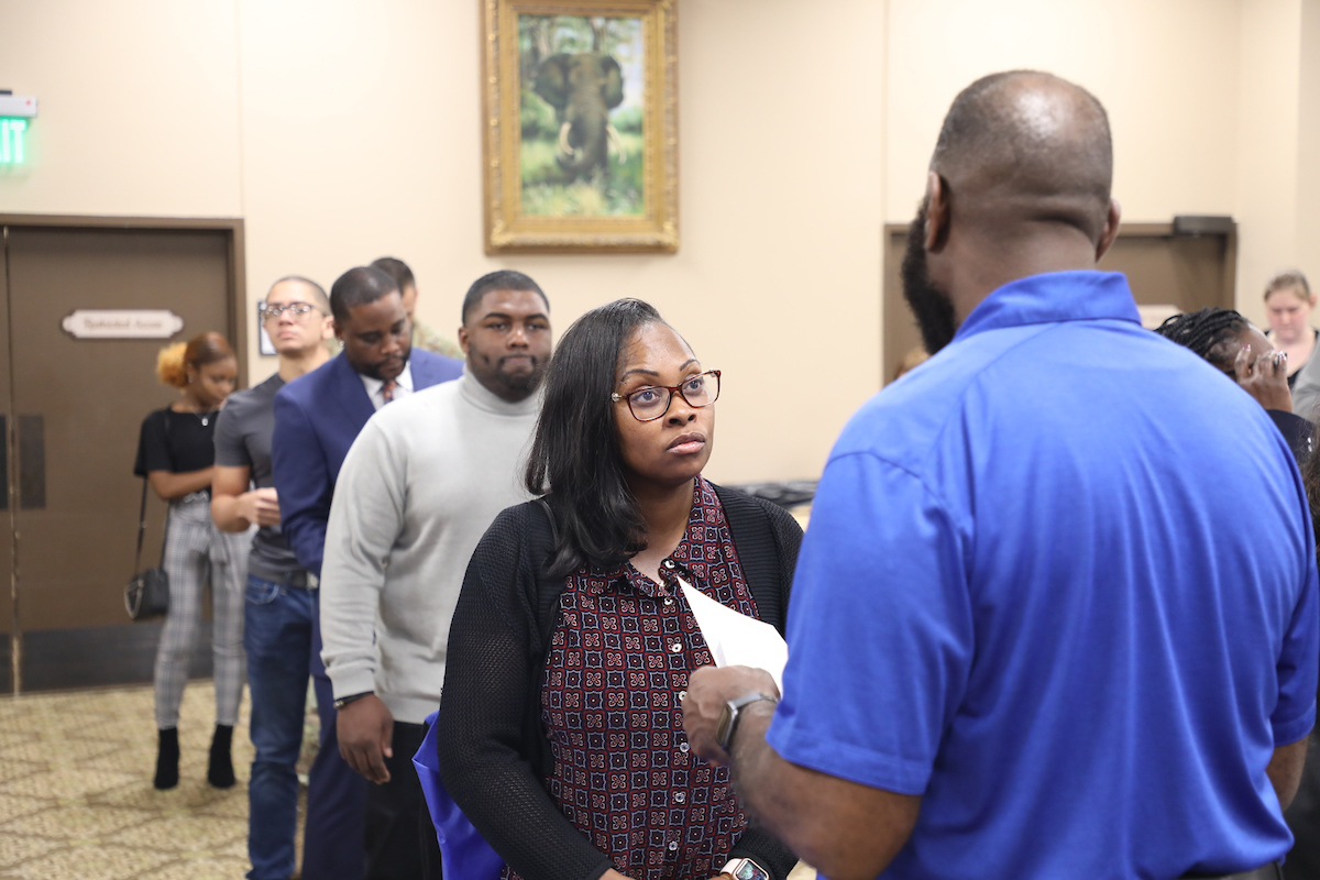 waiting line at Fort Gordon hiring event