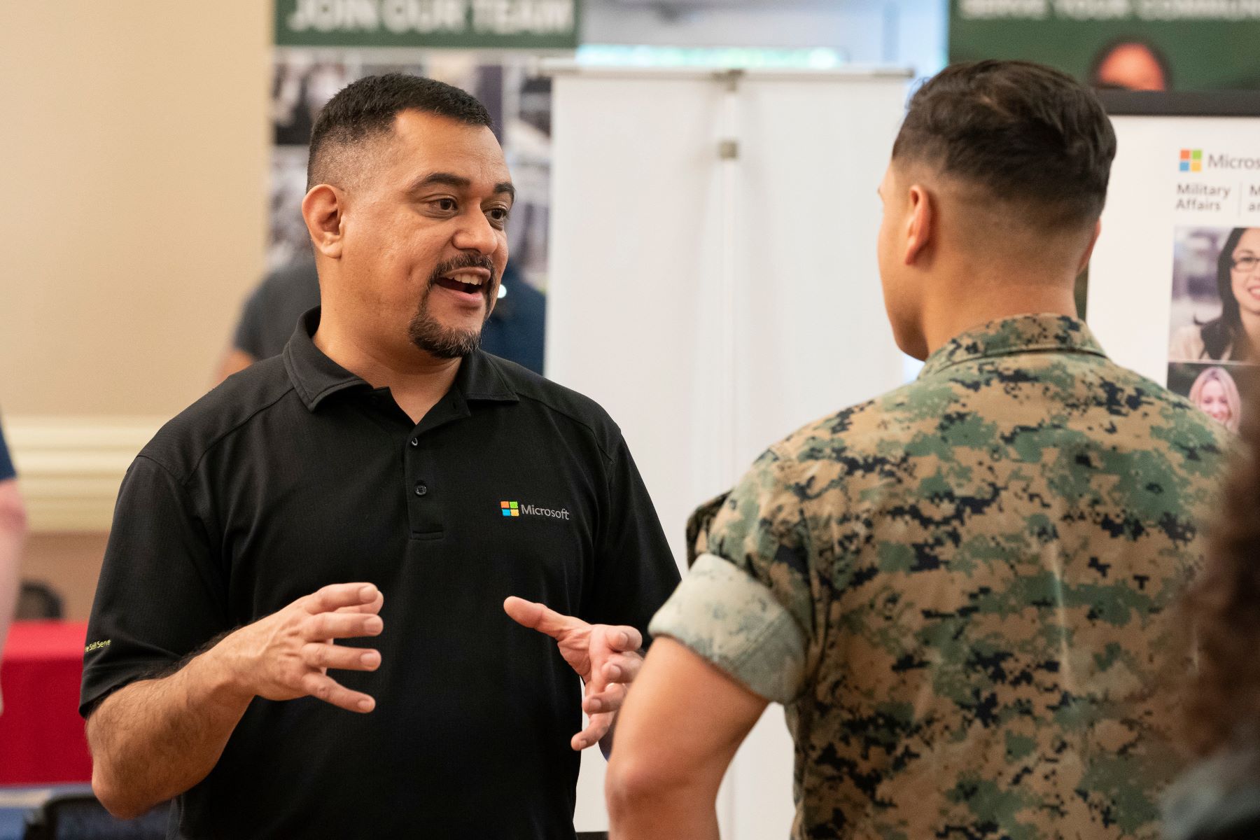 Microsoft rep talks with Marine